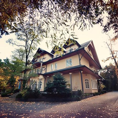 Binkowski Dworek Kielce Exterior photo