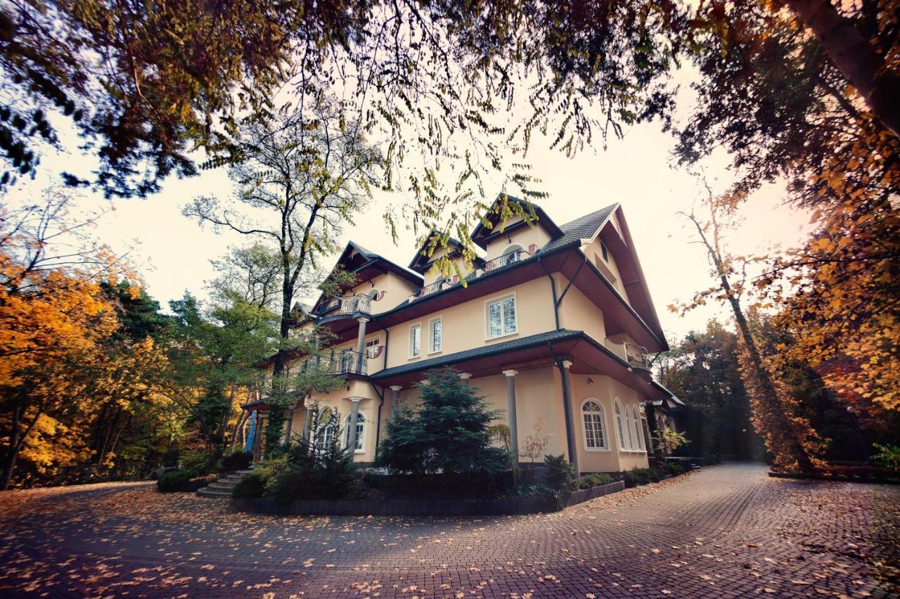 Binkowski Dworek Kielce Exterior photo
